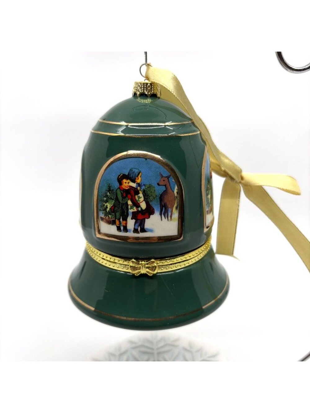 Valerie Parr Hill Mr Christmas Musical Porcelain Bell Ornament Trinket Box 2010